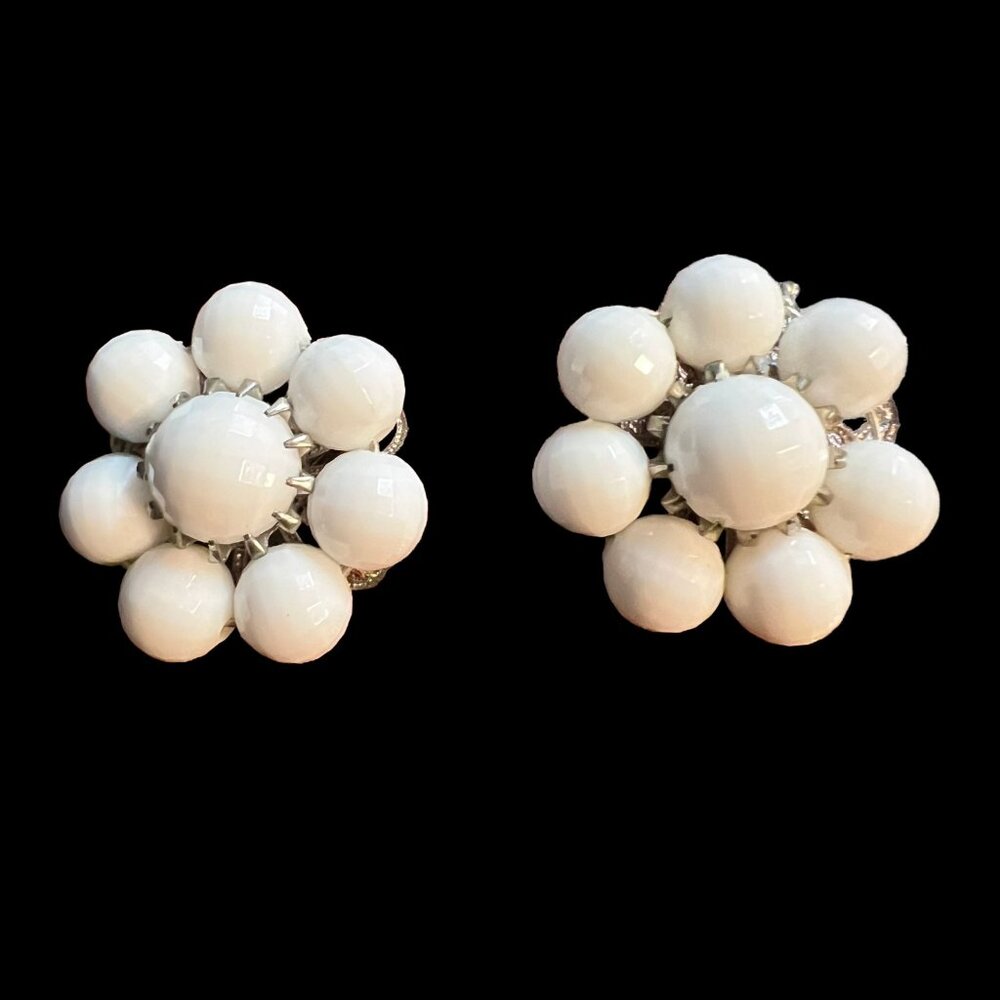 Vintage Acrylic Earrings White Cluster Flower  Clip‎ On Made in Germany